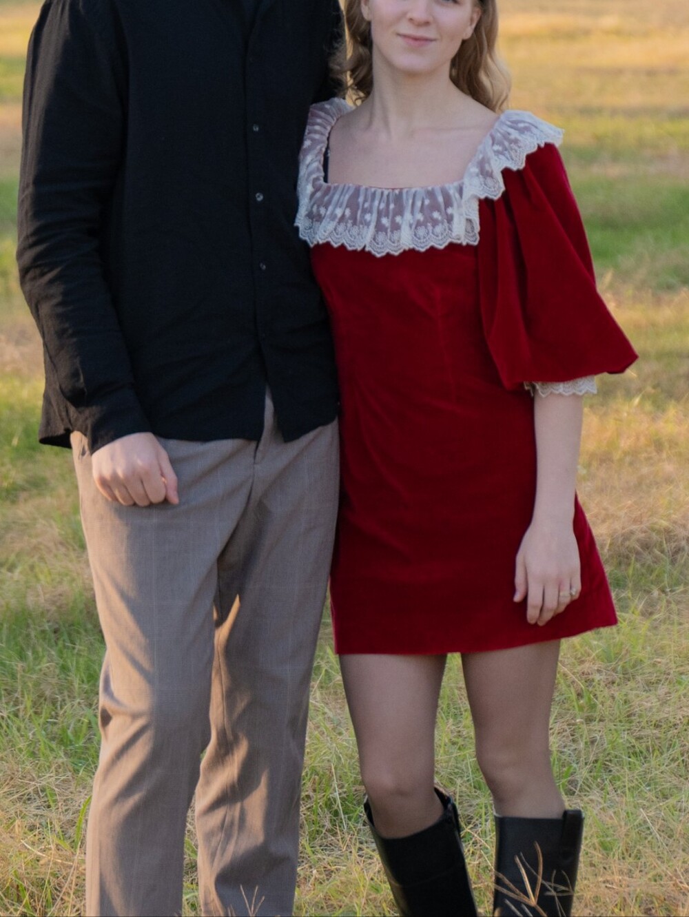 Doen Heirloom Red Velvet Mini Dress with Lace Trim - Picture 3 of 11